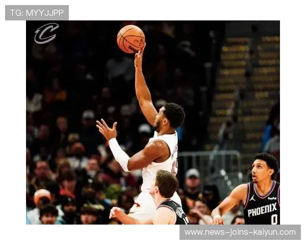 米切尔压哨打板入网，骑士主场爆炸